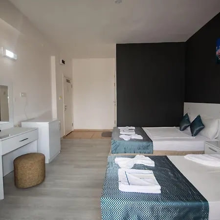 Moonbow Ξενοδοχείο