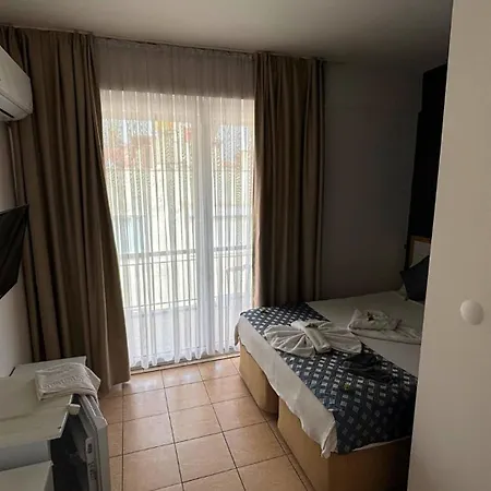 Ξενοδοχείο Moonbow