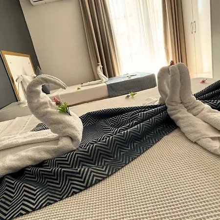 Moonbow Αλάνια