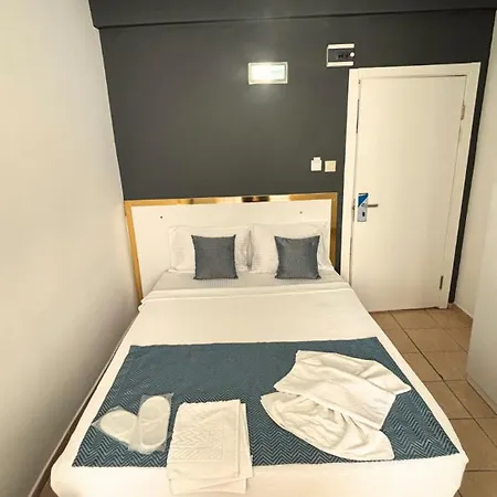 Hotell Moonbow 3*