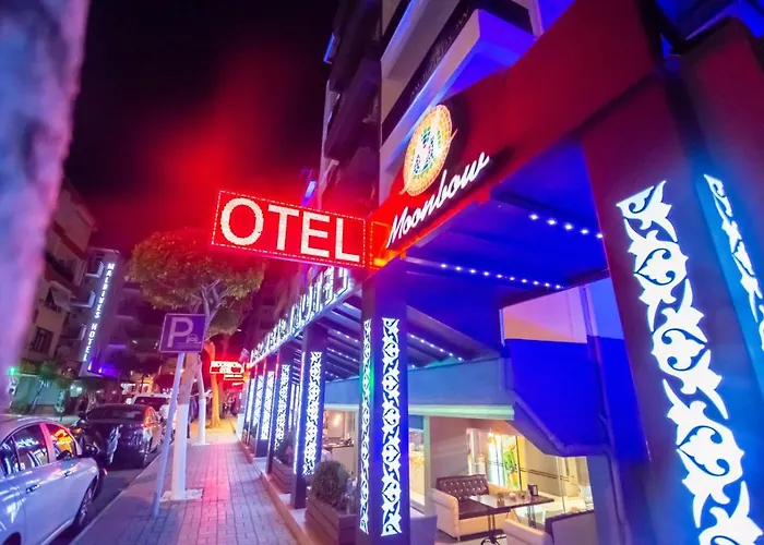 מלון Moonbow אלאניה