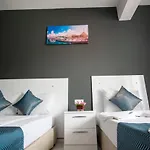 فندق Moonbow ألانيا