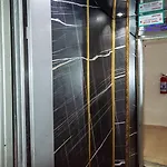Moonbow 酒店