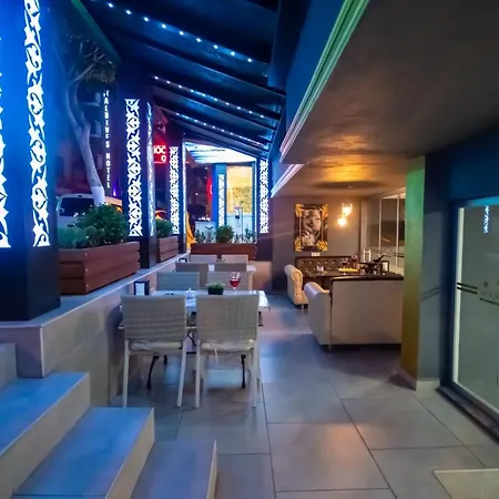 Hotel Moonbow 3*