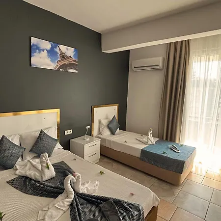 Hotel Moonbow 3*