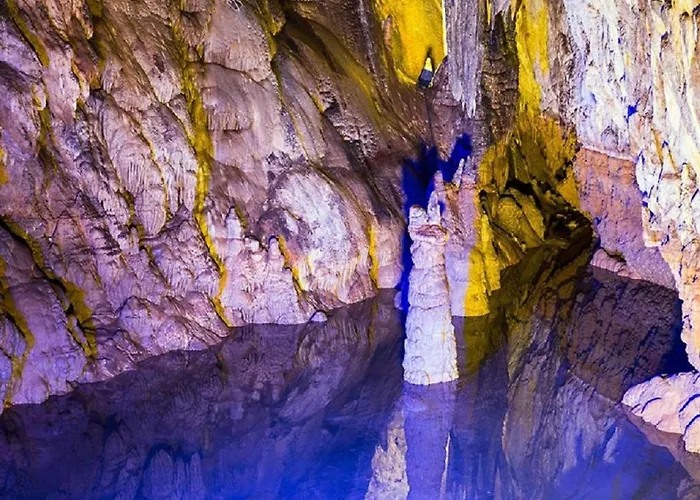 Moonbow ホテル 3*