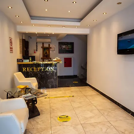 Moonbow Otel 3*